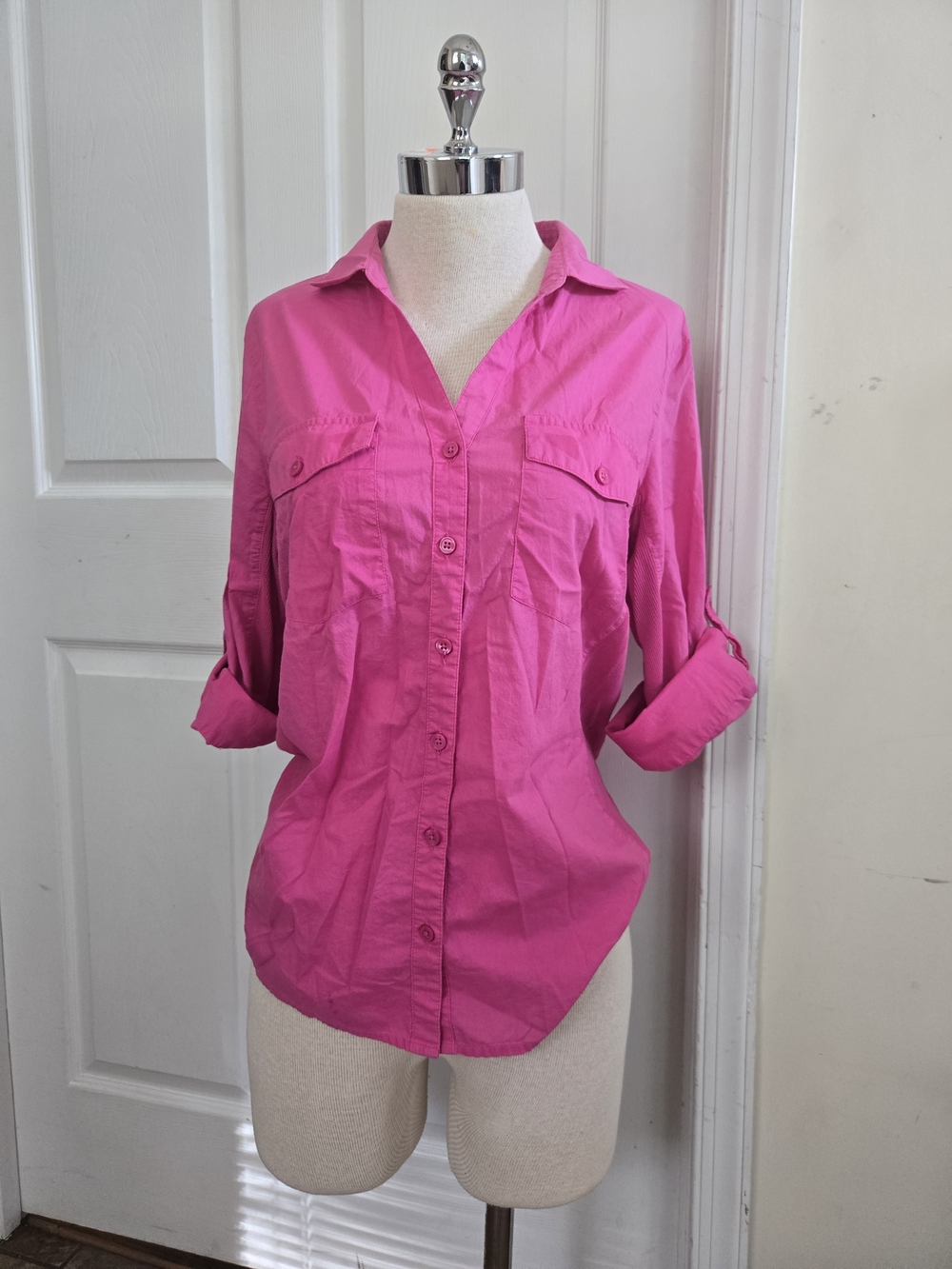 Company Ellen Tracy Women Pink Rolled Sleeve Collared Button down Shirt Sz L